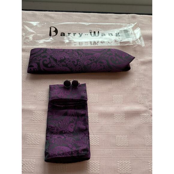 Barry Wang Four pc Matching Necktie / Pocket Square / 2 Cufflinks, Brand New - Picture 2 of 14